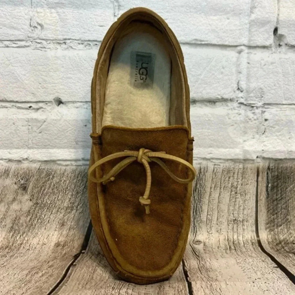 UGG - moccasins men’s in great condition!! Size 10 - Picture 3 of 13